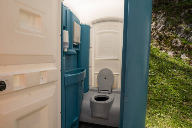 Portable Restroom Removal and Pickup in Roanoke, IN